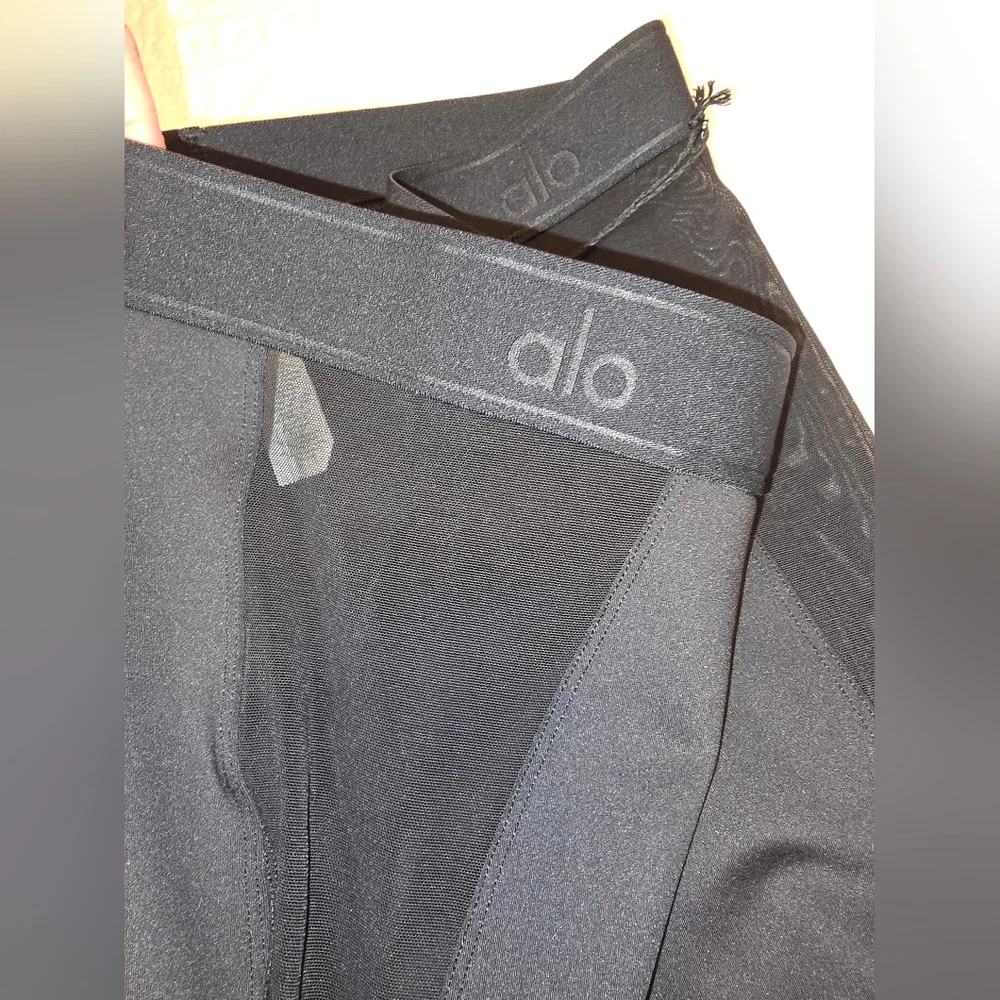 ALO Airlift High-Waist Ballet Dream Legging Size L NWT - Picture 9 of 10
